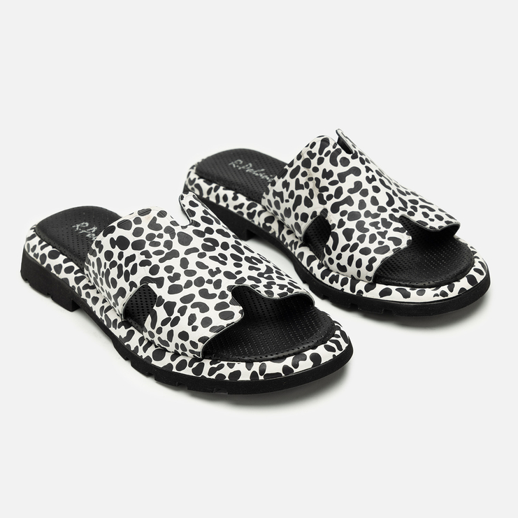 Klapki R.Polański 2123 - Czarno - Biała Pantera