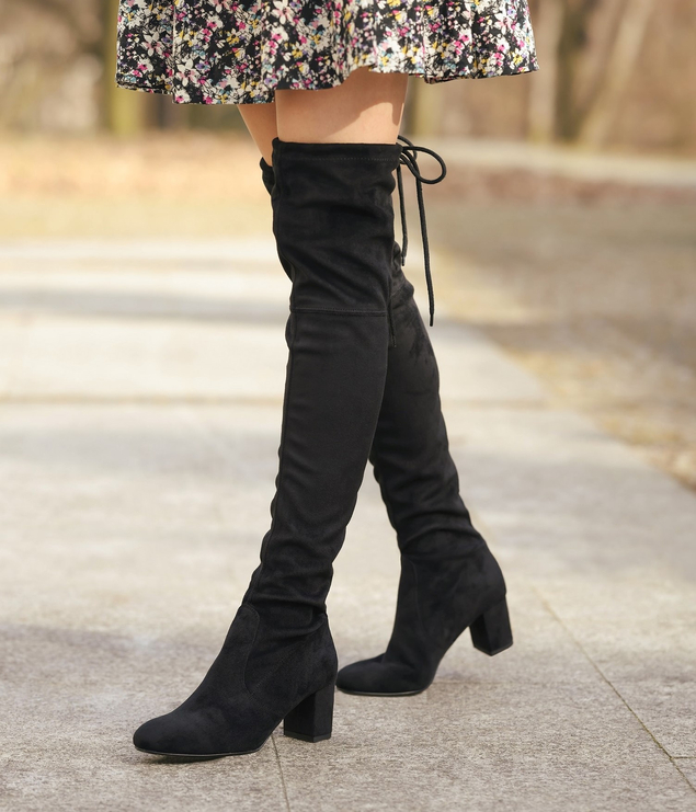 Muszkieterki 802 - Czarny Zamsz