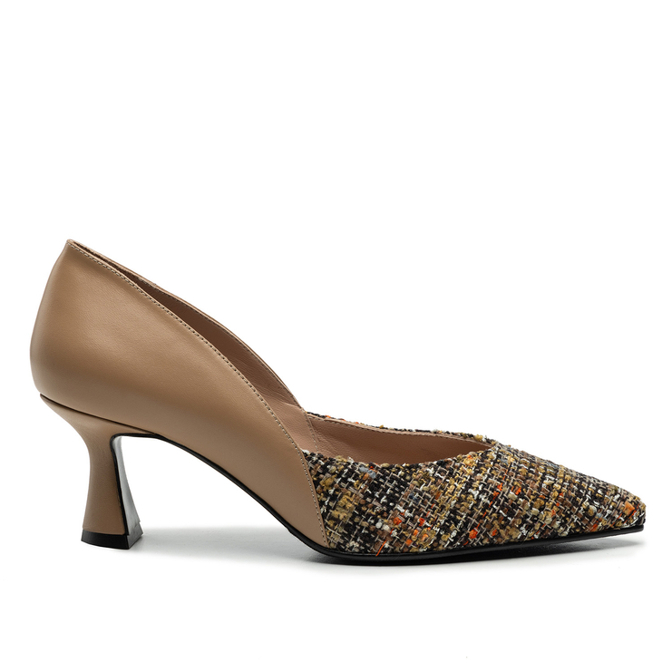 Czółenka R.Polański 1983 - Camel